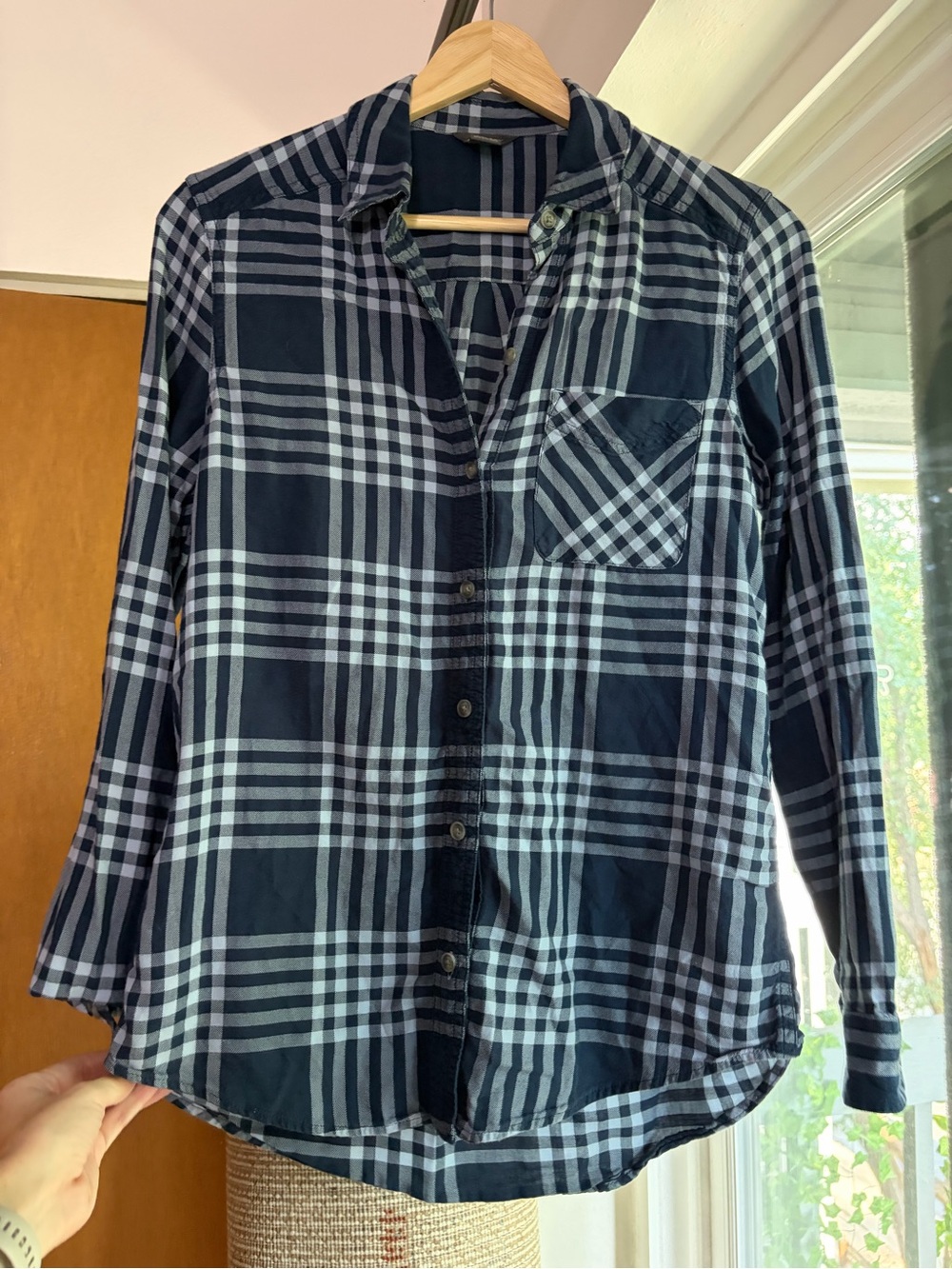 Eddie Bauer Plaid Button Down Blue Shirt Women’s XS Fall Classic Gorpcore